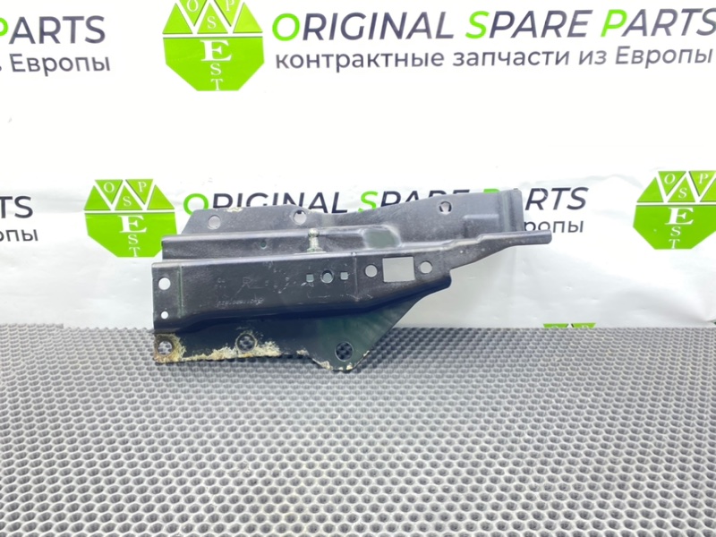 Кронштейн, 1100 рублей, Калининград