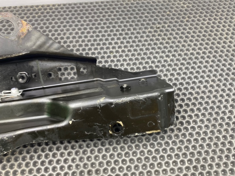 Кронштейн, 1100 рублей, Калининград