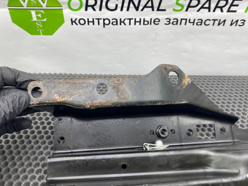 Кронштейн, 1100 рублей, Калининград