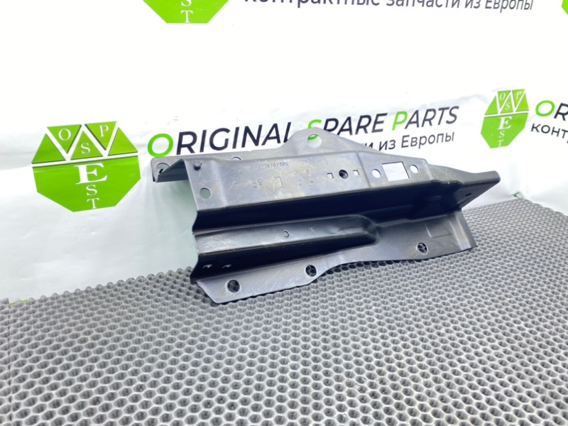 Кронштейн, 1100 рублей, Калининград