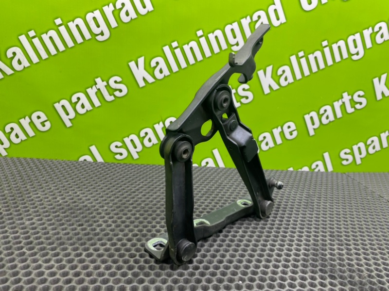 Петли капота, 1900 рублей, Калининград