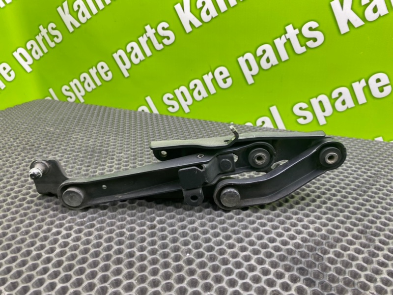 Петли капота, 1900 рублей, Калининград