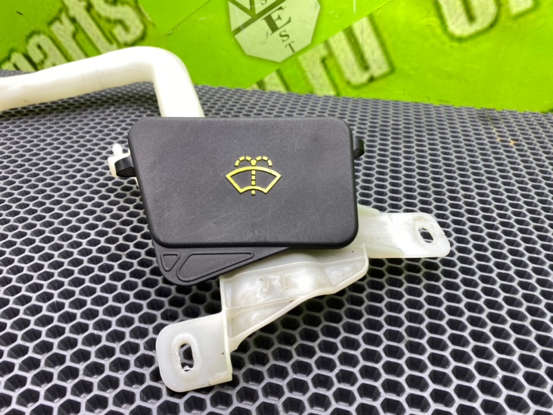 Горловина бачка стеклоомывателя, 1200 рублей, Калининград