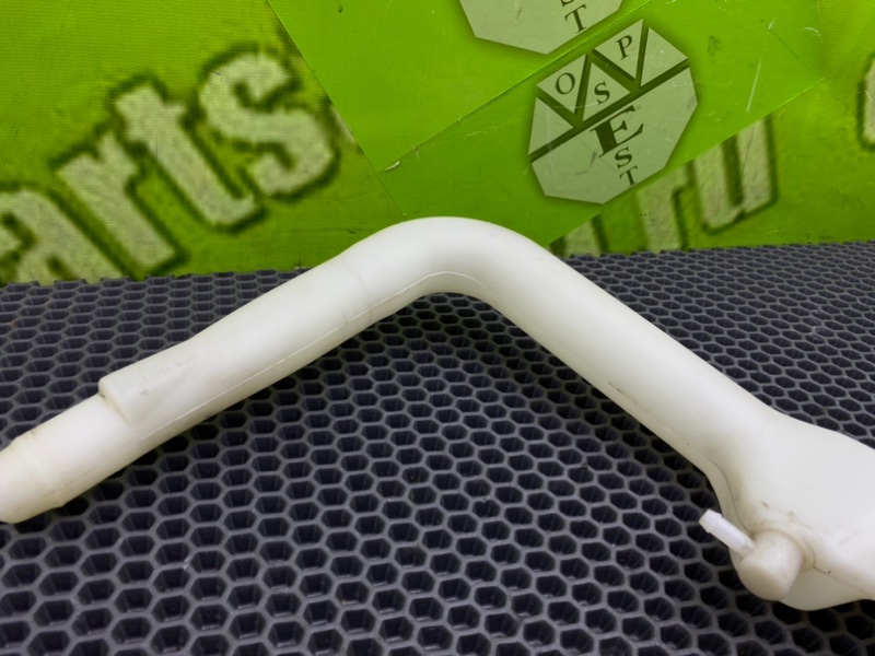 Горловина бачка стеклоомывателя, 1200 рублей, Калининград