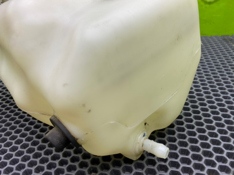 Бачок омывателя фар, 1200 рублей, Калининград