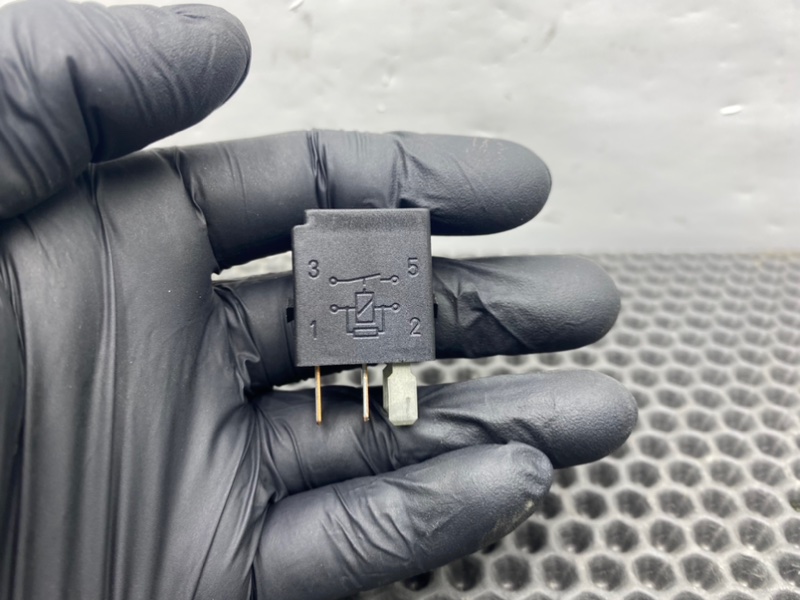 Реле, 600 рублей, Калининград