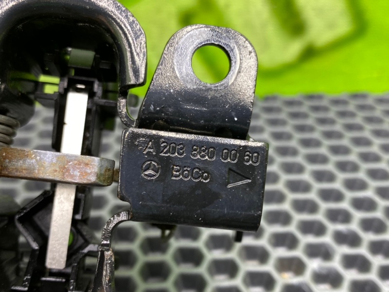 Замки капота, 1200 рублей, Калининград