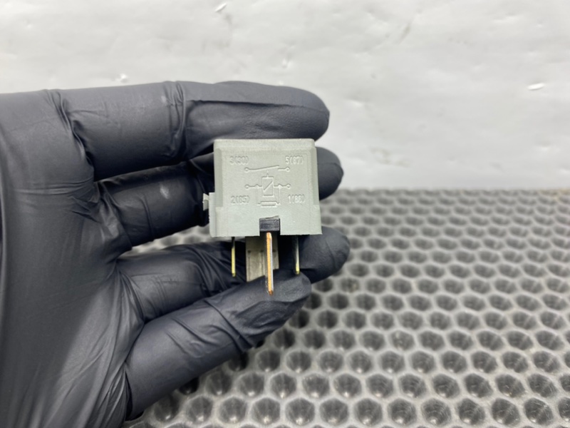 Реле, 700 рублей, Калининград