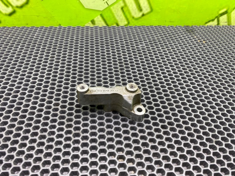 Кронштейн, 800 рублей, Калининград