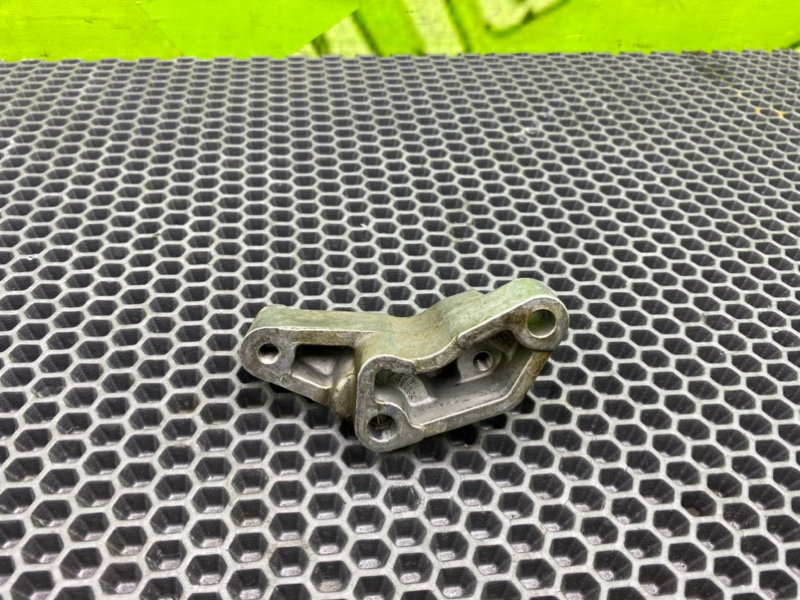 Кронштейн, 800 рублей, Калининград