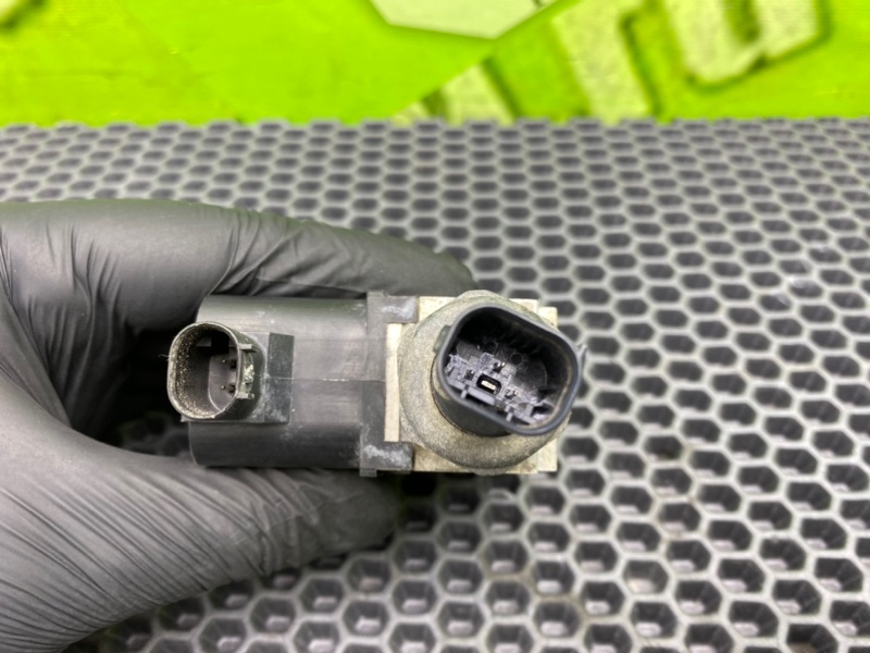 Блок клапанов пневмоподвески, 7900 рублей, Калининград