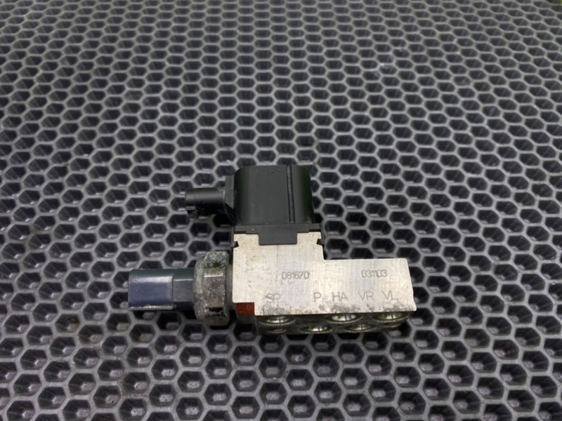 Блок клапанов пневмоподвески, 7900 рублей, Калининград