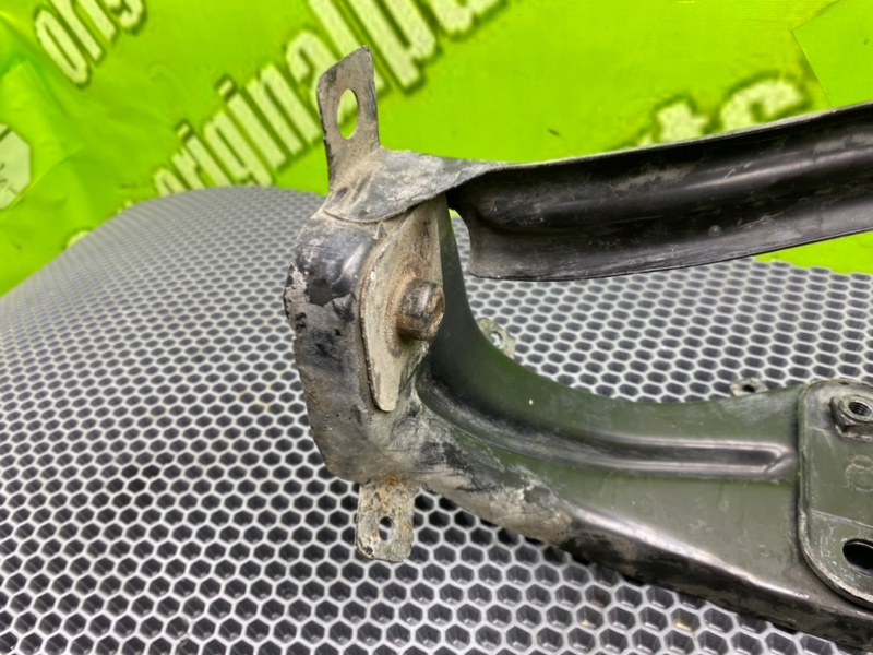 Кронштейн усилителя бампера, 1300 рублей, Калининград