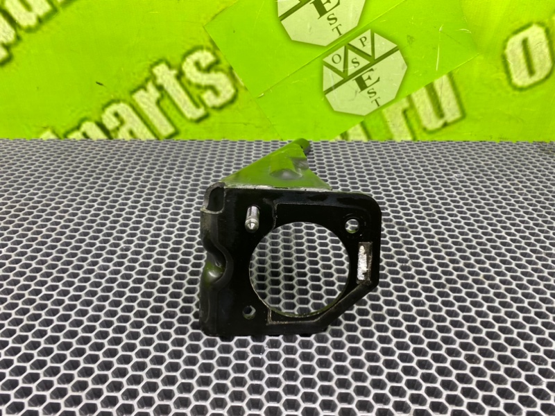 Кронштейн бампера, 900 рублей, Калининград