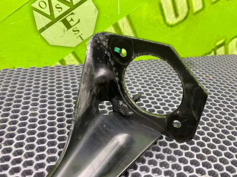 Кронштейн бампера, 900 рублей, Калининград