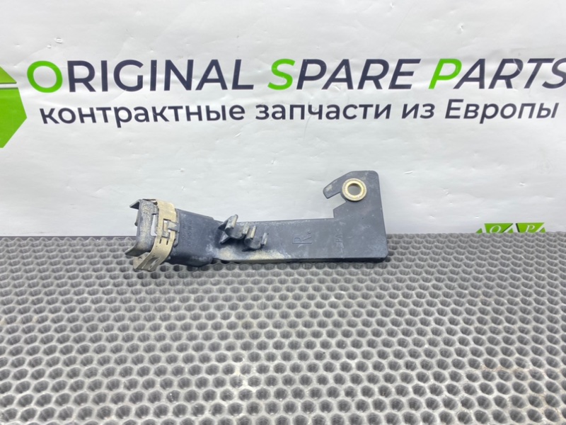 Кронштейн, 600 рублей, Калининград