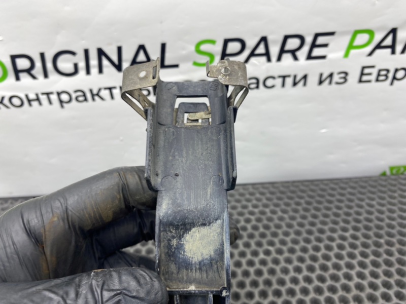 Кронштейн, 600 рублей, Калининград