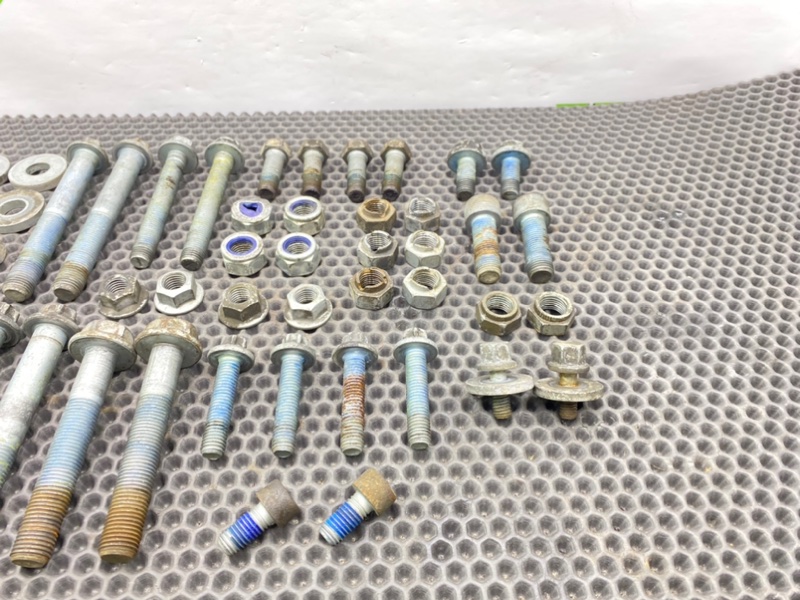 Болты, 1700 рублей, Калининград