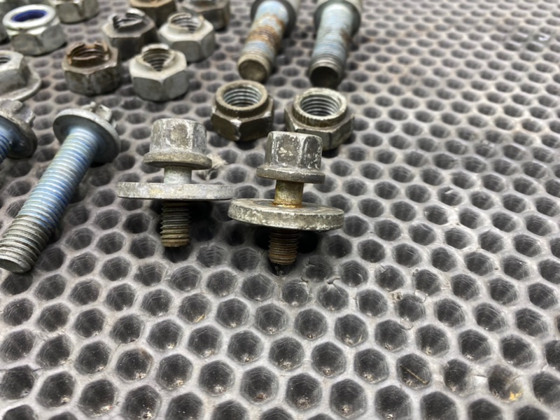 Болты, 1700 рублей, Калининград