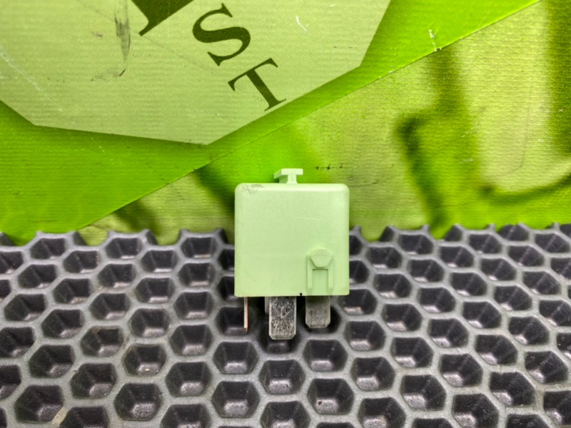 Реле, 700 рублей, Калининград