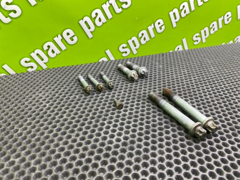 Болты, 1600 рублей, Калининград