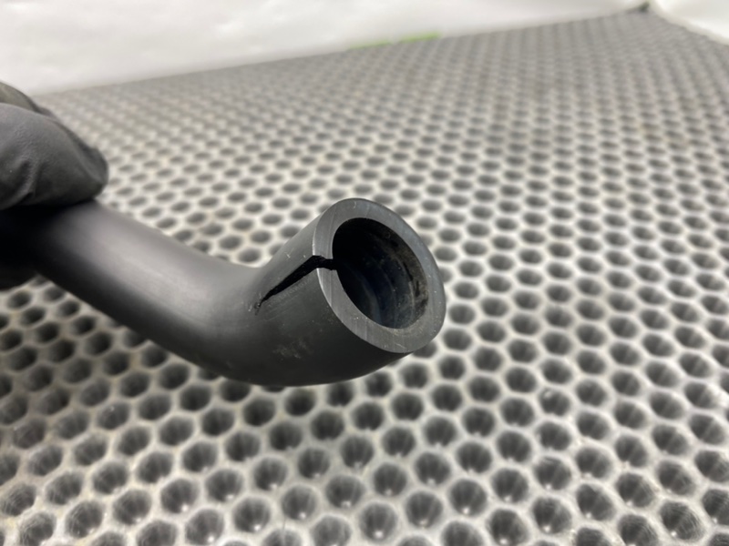 Патрубок, 1300 рублей, Калининград