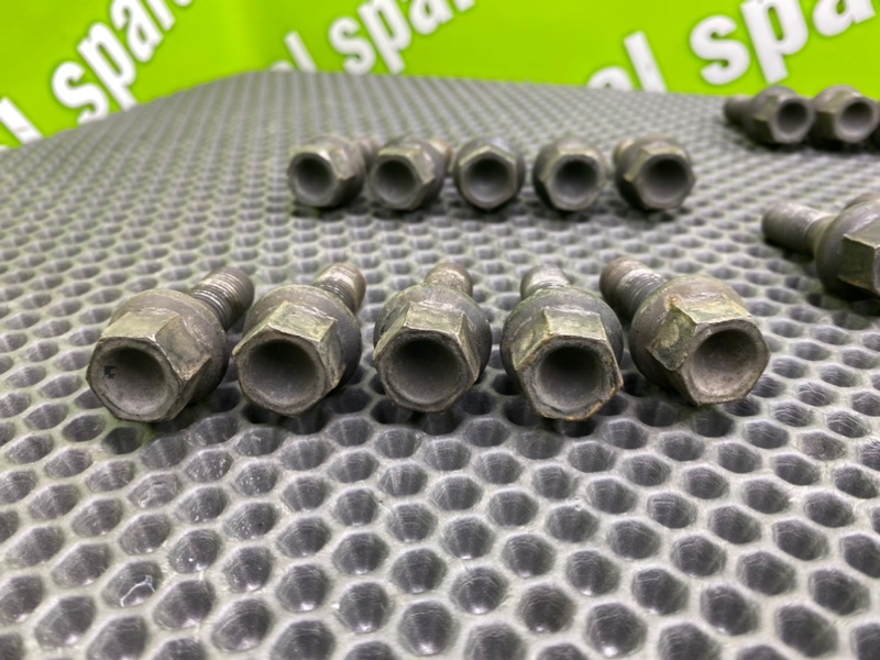 Колесные болты, 1700 рублей, Тверь