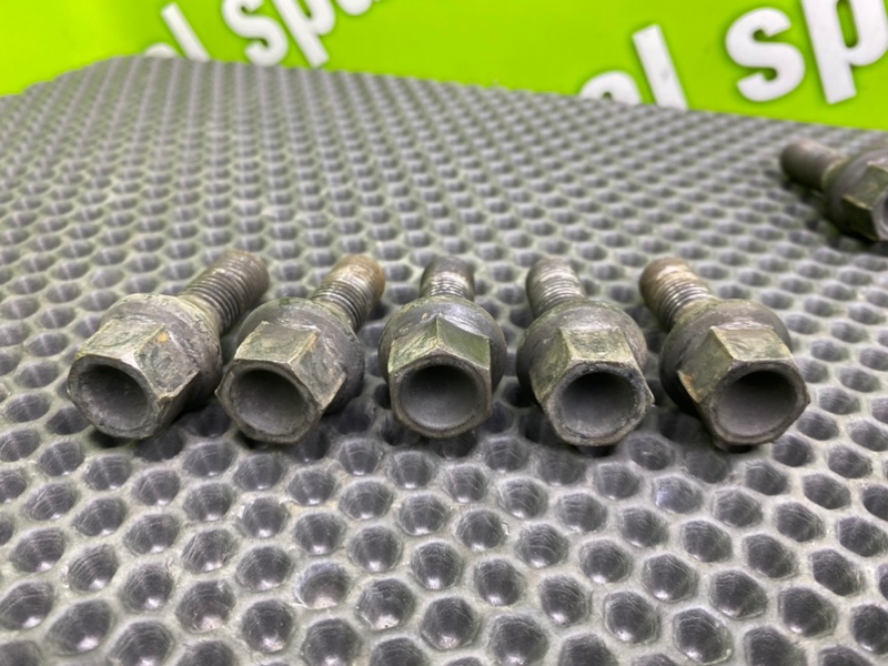 Колесные болты, 1700 рублей, Тверь