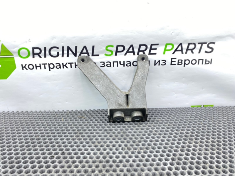 Кронштейн, 900 рублей, Калининград