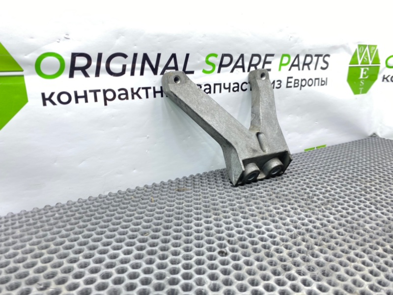 Кронштейн, 900 рублей, Калининград