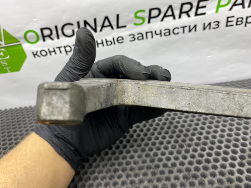 Кронштейн, 900 рублей, Калининград