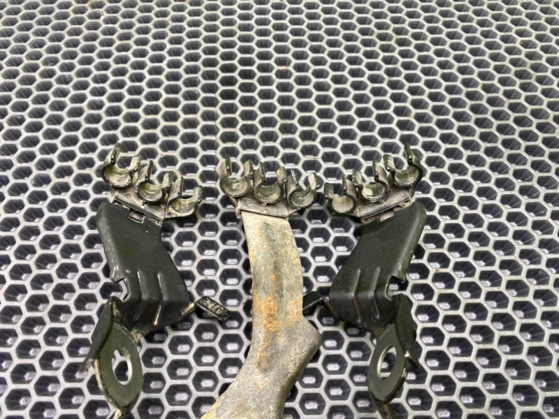 Кронштейны, 1200 рублей, Калининград