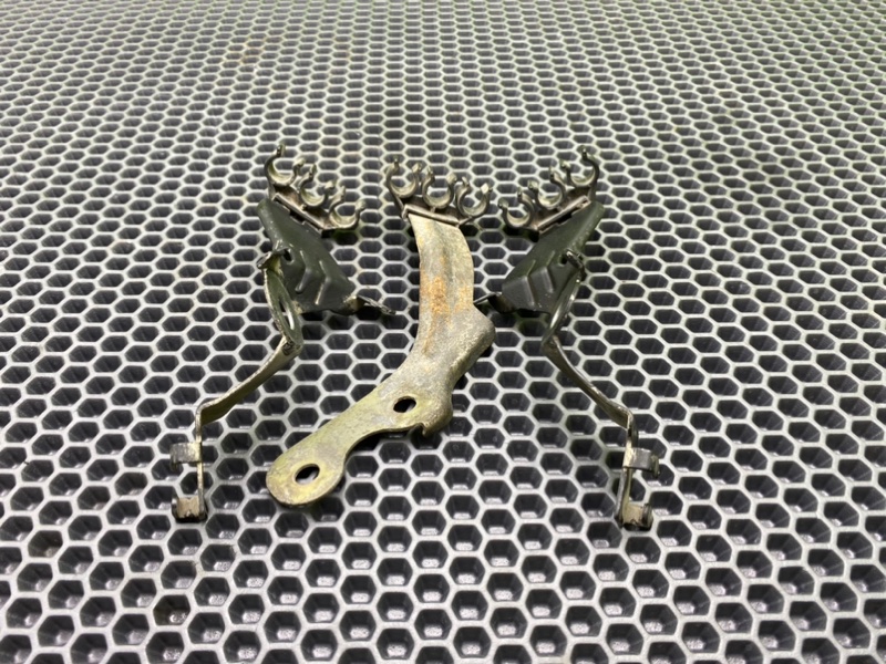 Кронштейны, 1200 рублей, Калининград