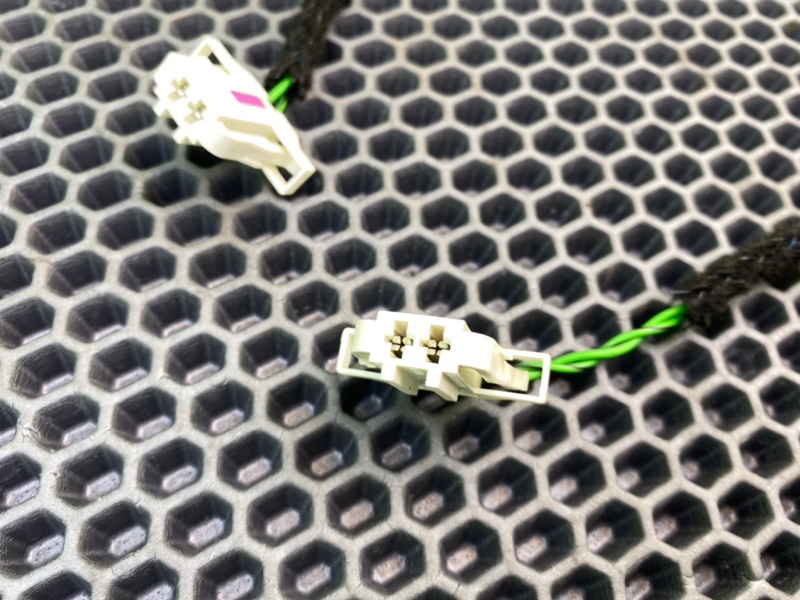 Твитеры, 1200 рублей, Калининград