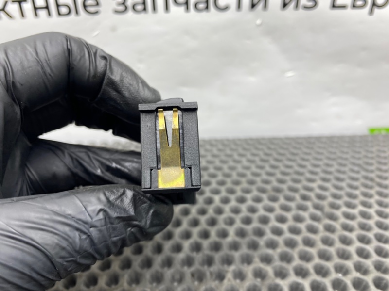 Кнопка, 700 рублей, Калининград