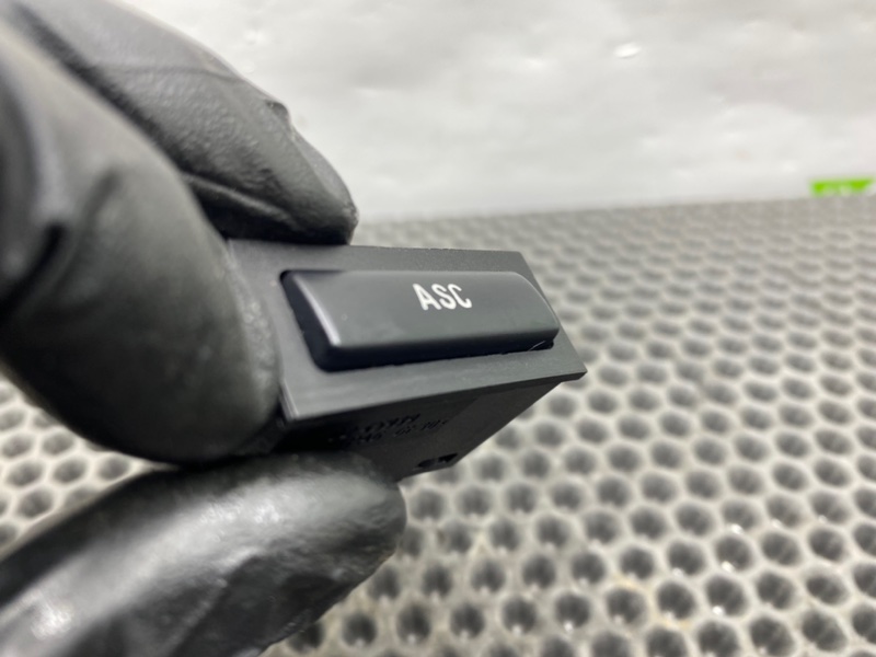 Кнопка, 700 рублей, Калининград