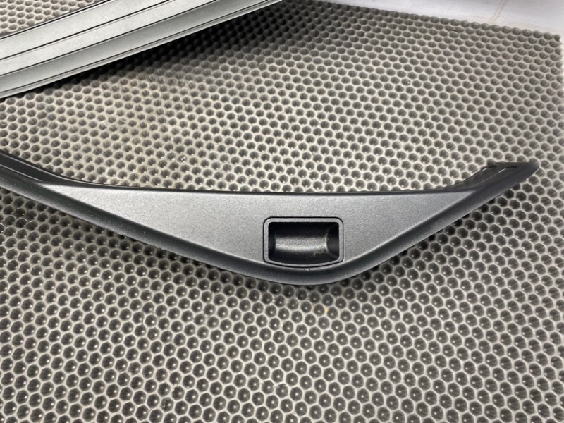 Накладки порогов, 1900 рублей, Калининград