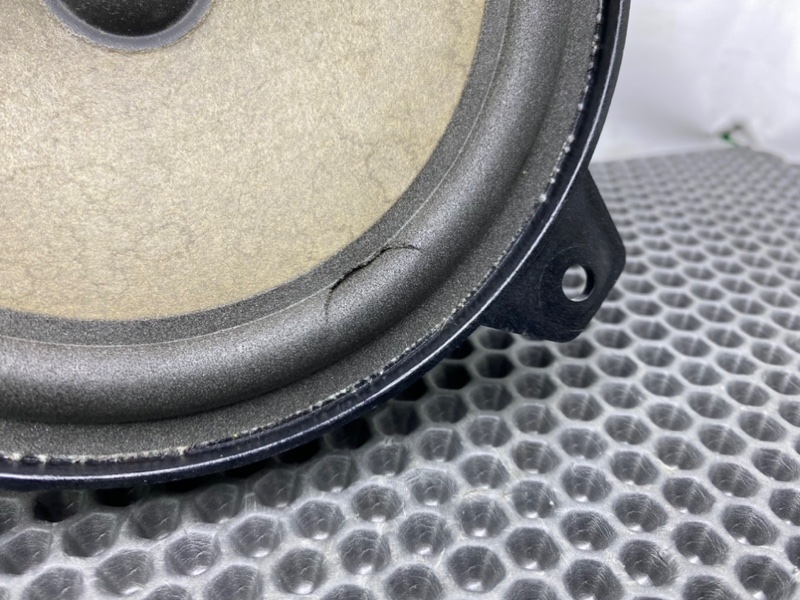 Динамики, 1600 рублей, Калининград