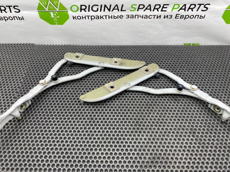 Петли багажника, 1200 рублей, Калининград