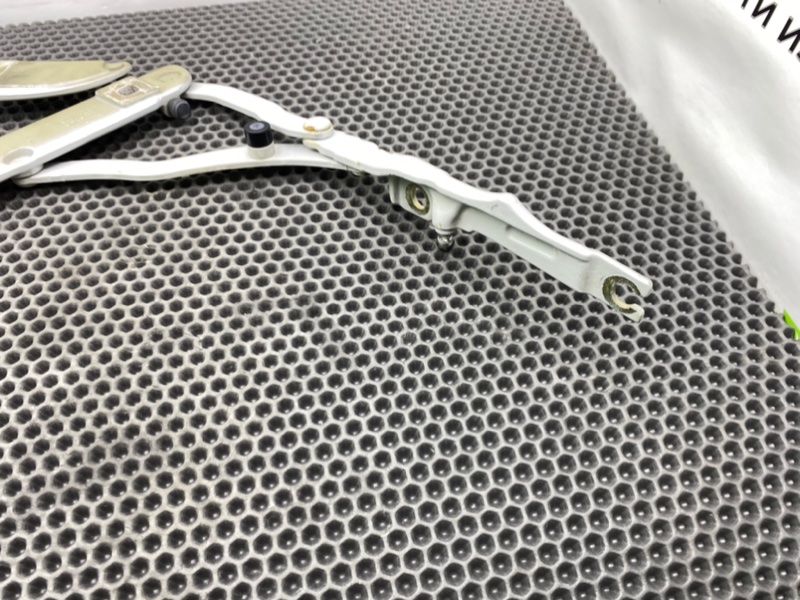 Петли багажника, 1200 рублей, Калининград