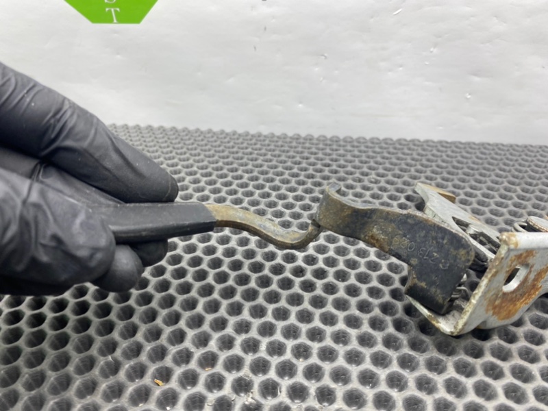 Замок капота, 1900 рублей, Калининград