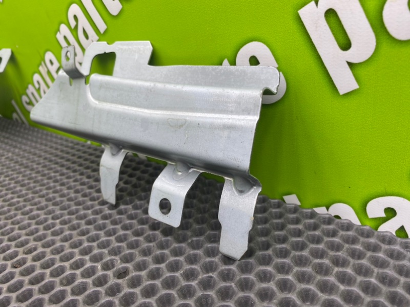 Кронштейн подушки безопасности, 1100 рублей, Калининград