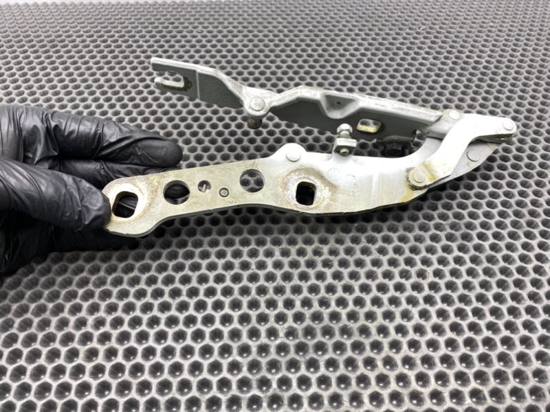 Петли капота, 1900 рублей, Калининград