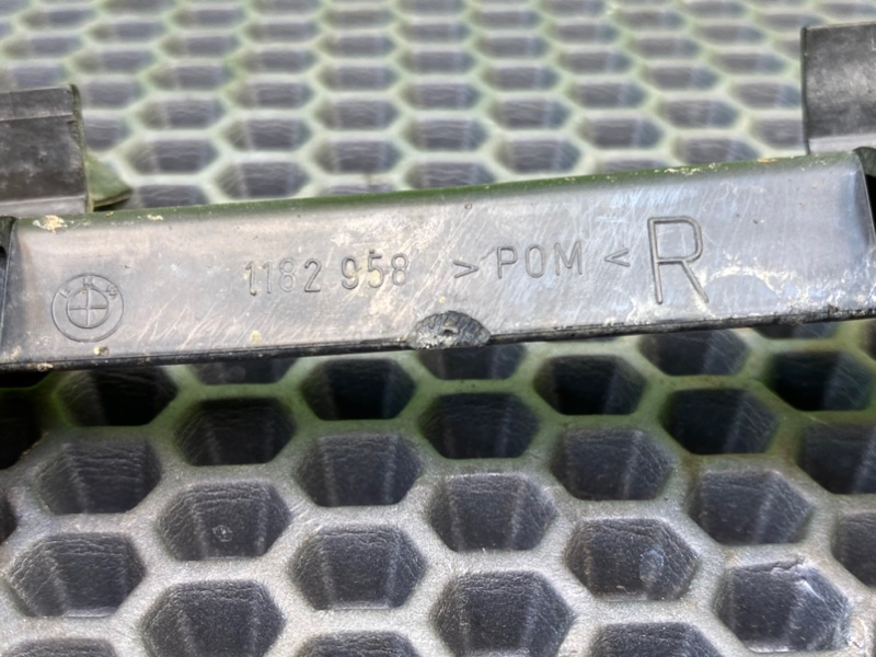 Кронштейн, 600 рублей, Калининград