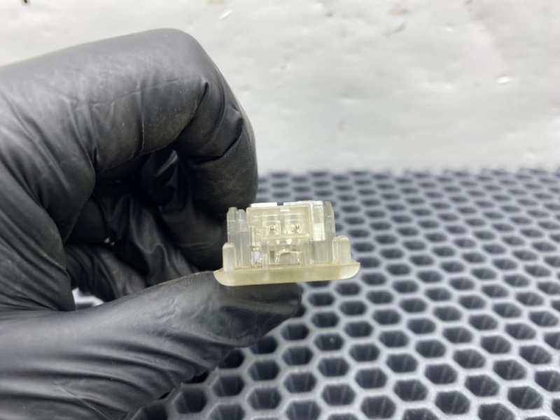 Плафон, 500 рублей, Калининград