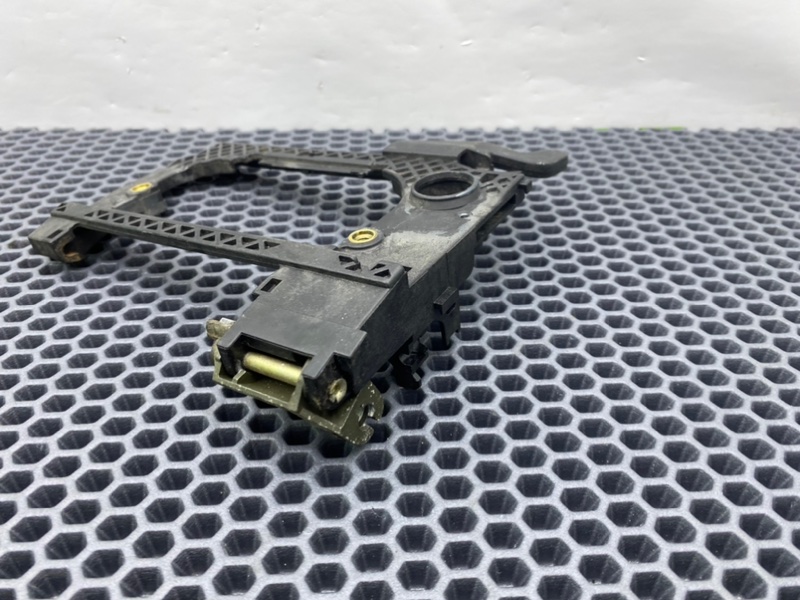 Кронштейн ручки двери, 1100 рублей, Калининград