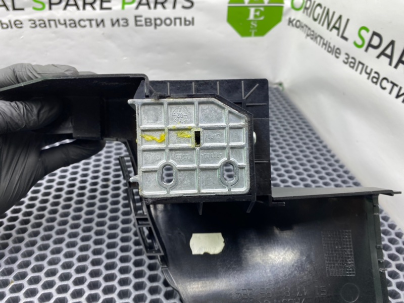 Кронштейн полки багажника, 1200 рублей, Калининград