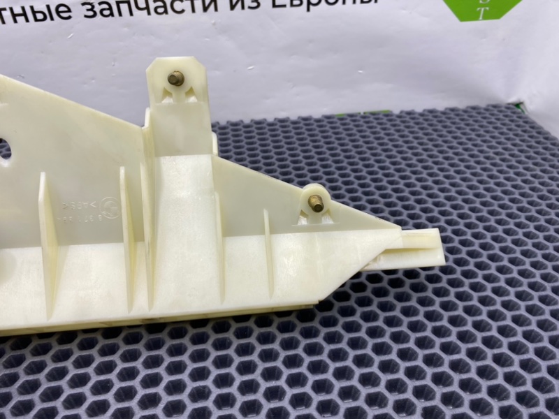 Кронштейн, 800 рублей, Калининград