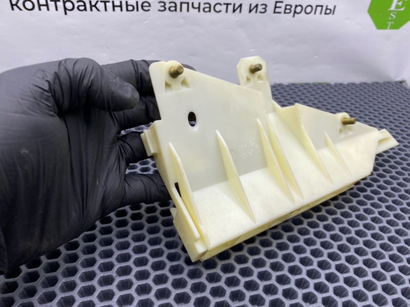 Кронштейн, 800 рублей, Калининград