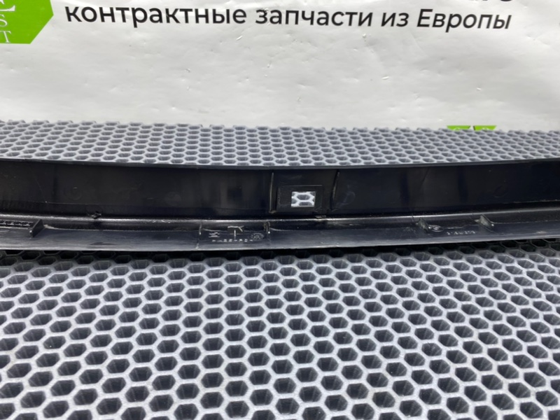 Накладка крышки багажника, 1200 рублей, Калининград